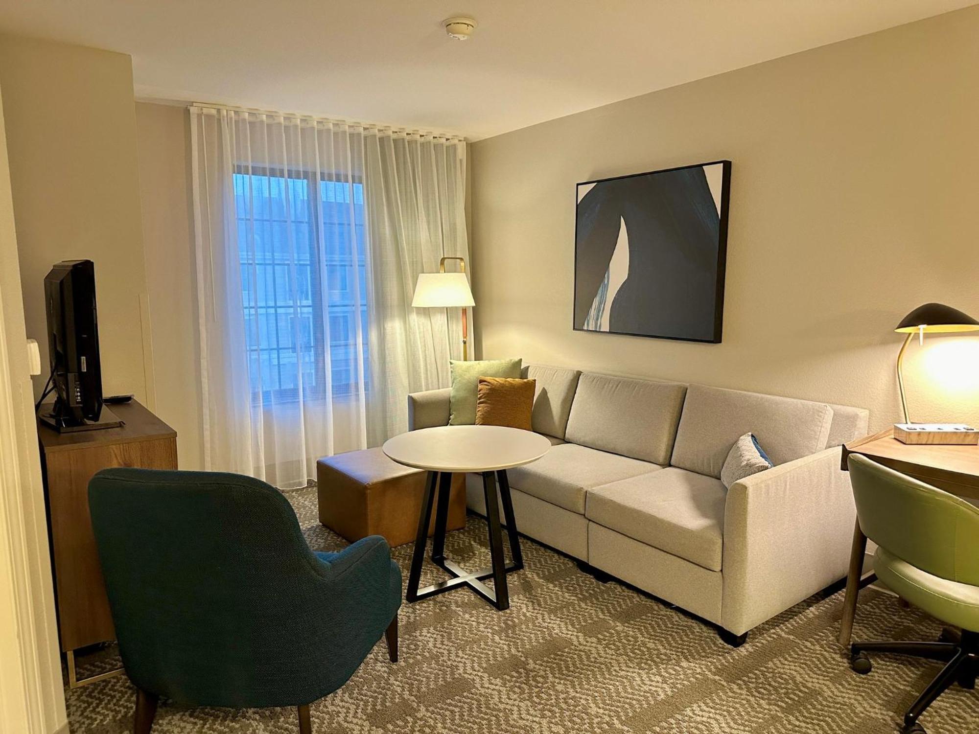 Staybridge Suites Milwaukee West-Oconomowoc By Ihg Exterior foto