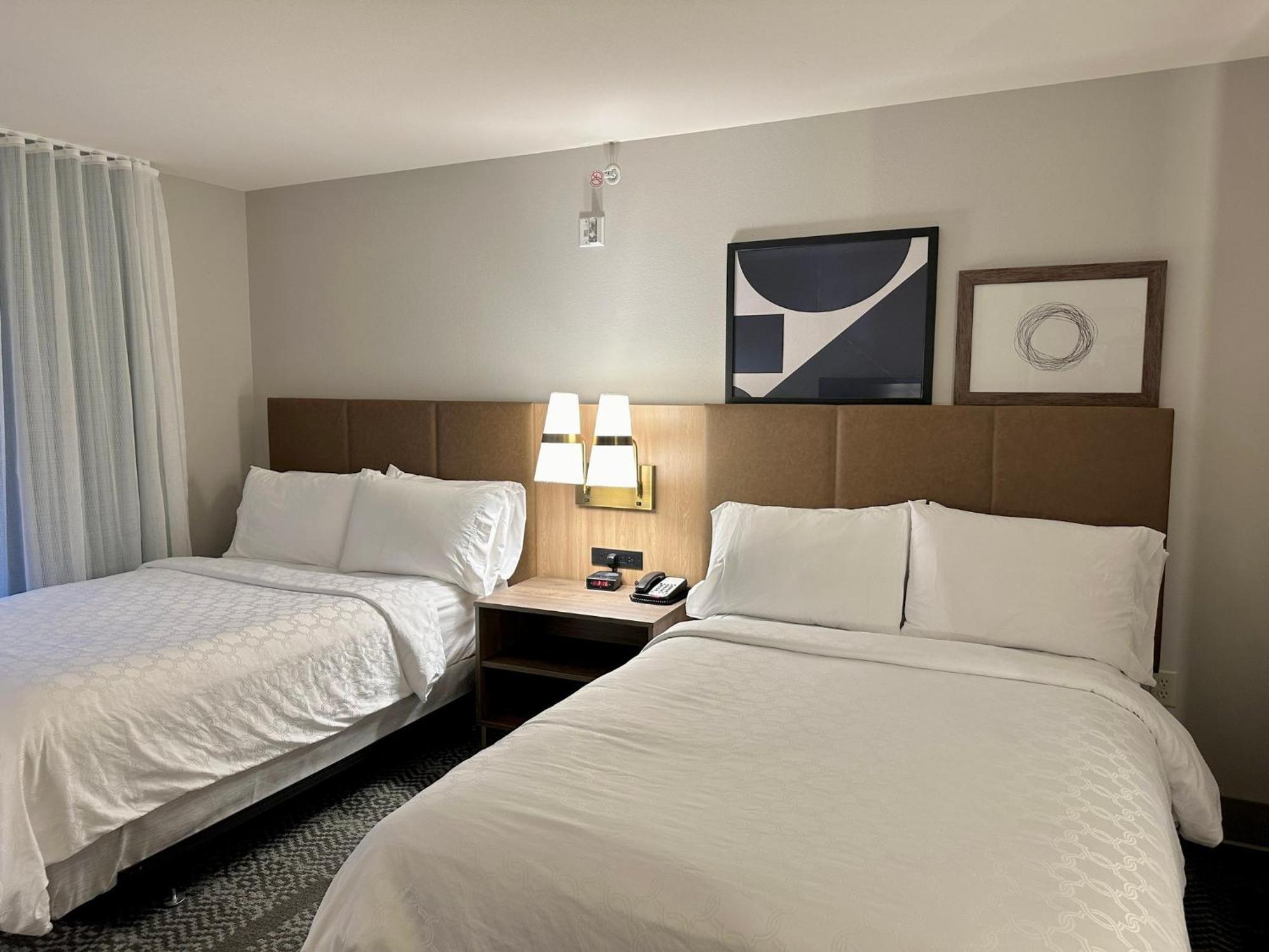 Staybridge Suites Milwaukee West-Oconomowoc By Ihg Exterior foto